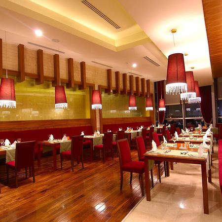 Dedeman Konya Hotel Convention Center Екстериор снимка