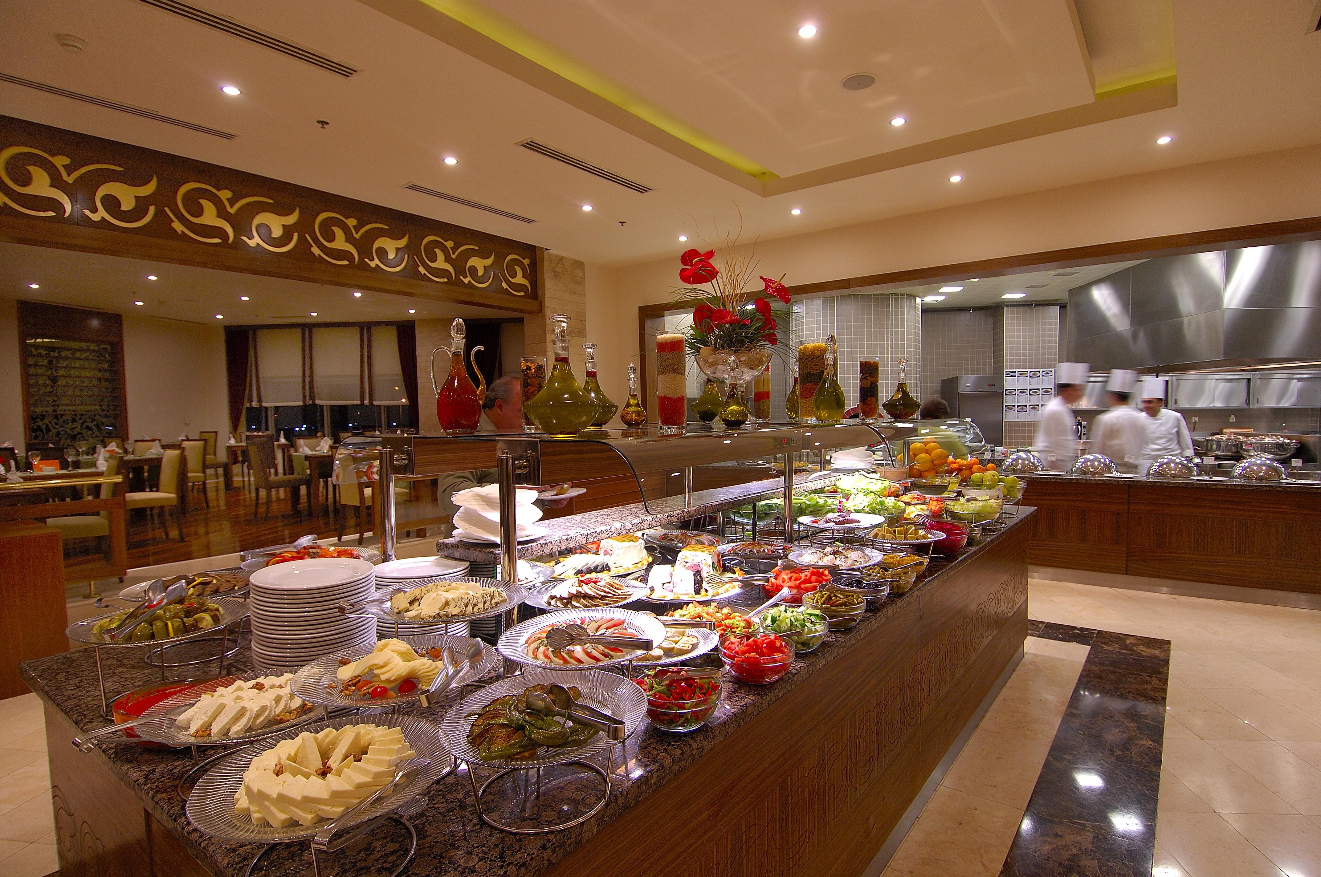 Dedeman Konya Hotel Convention Center Екстериор снимка