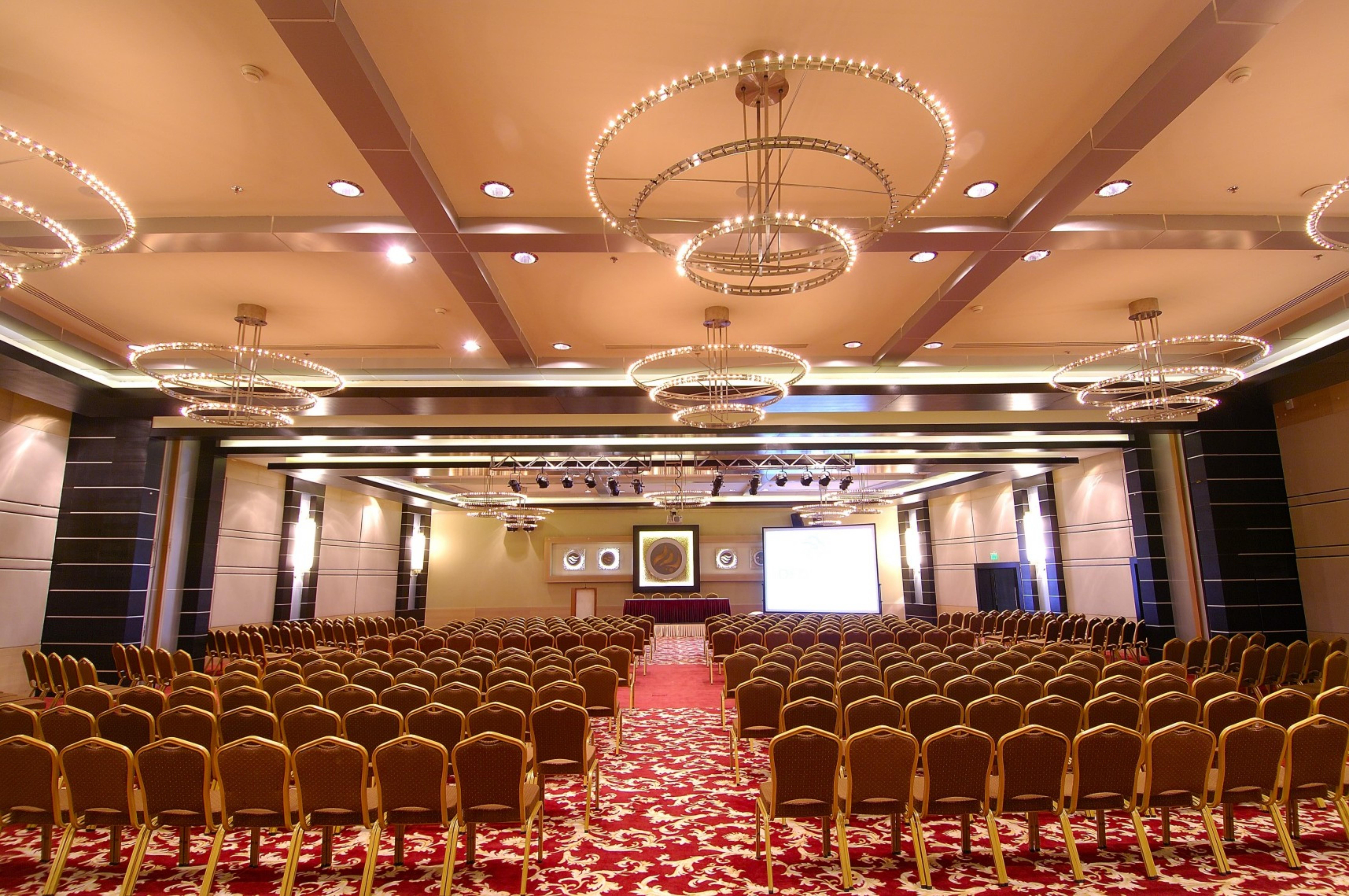Dedeman Konya Hotel Convention Center Екстериор снимка