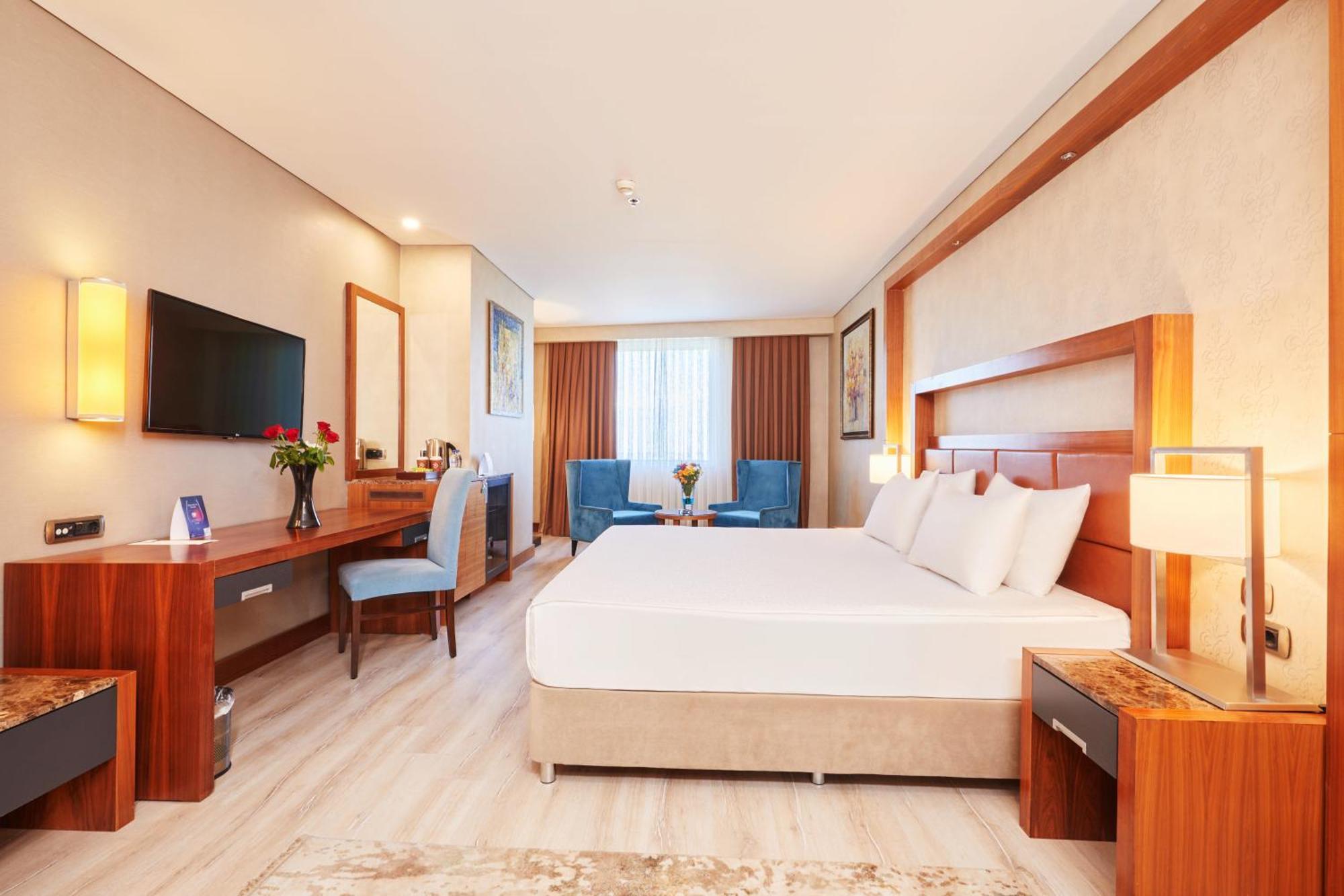 Dedeman Konya Hotel Convention Center Екстериор снимка