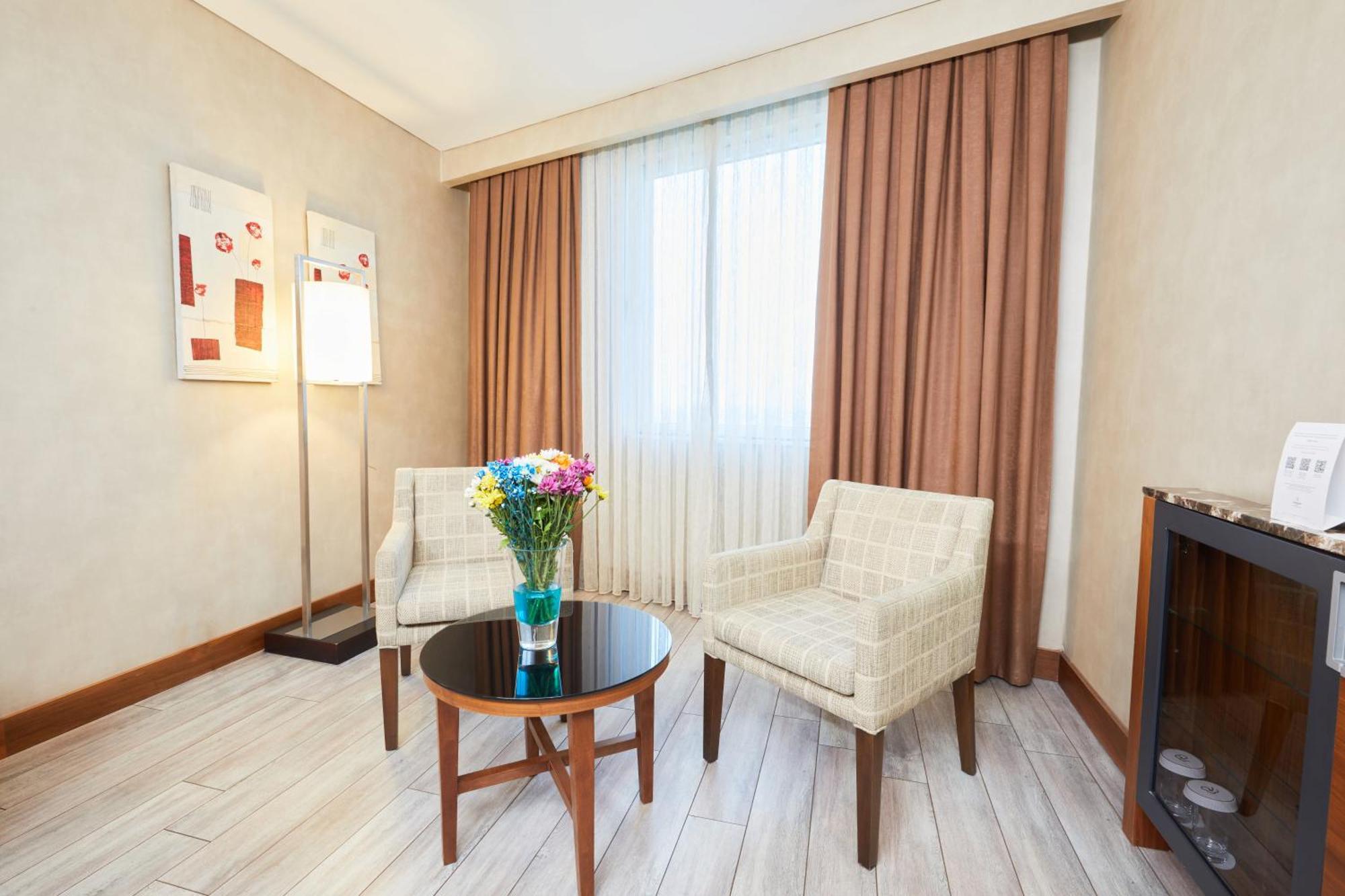 Dedeman Konya Hotel Convention Center Екстериор снимка