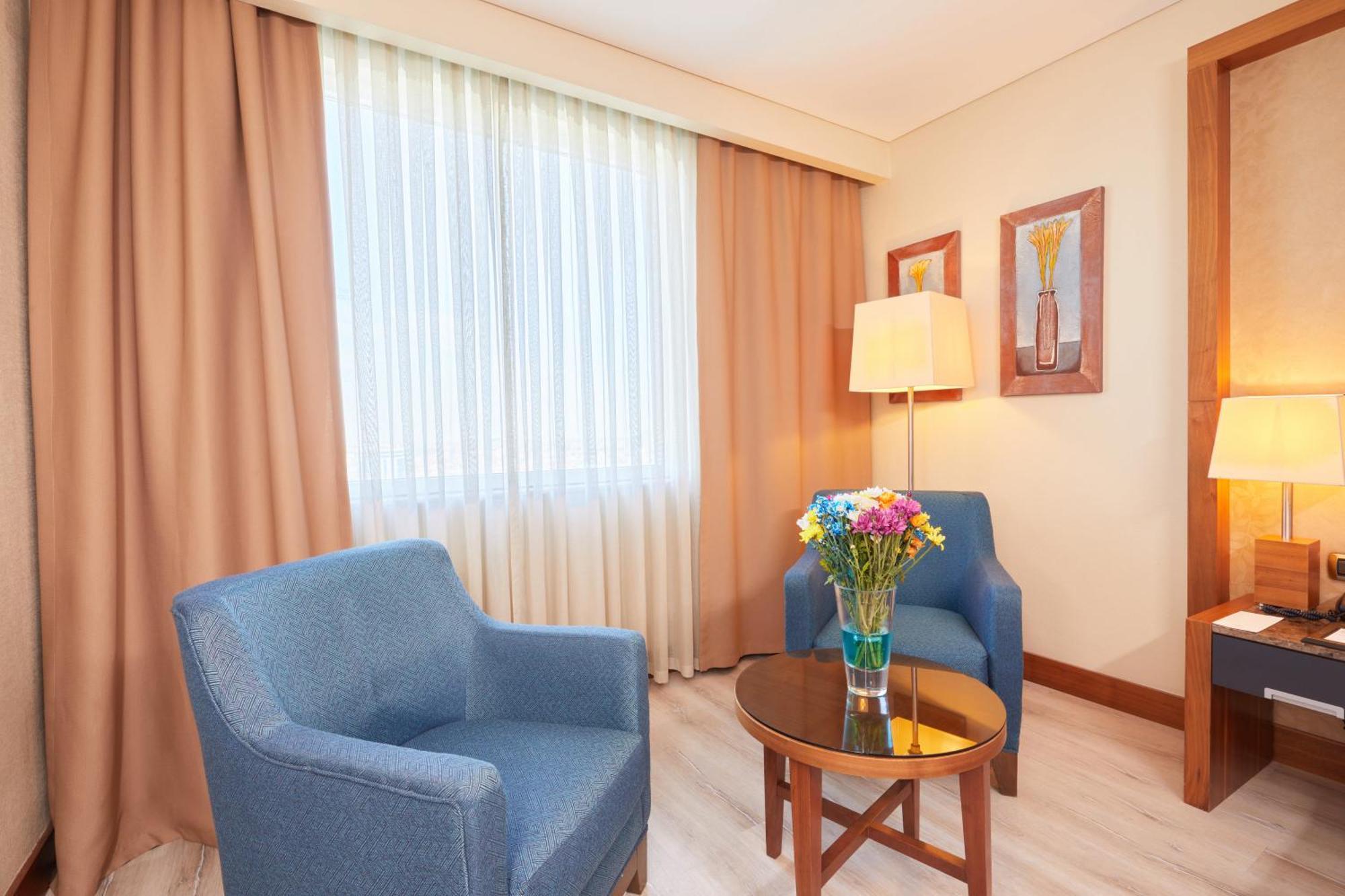 Dedeman Konya Hotel Convention Center Екстериор снимка